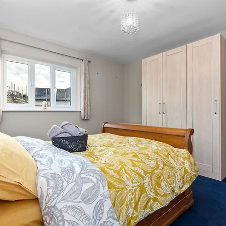 Comfy Cumbrian Homestay Distington
