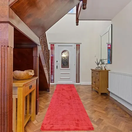 Comfy Cumbrian Homestay Distington