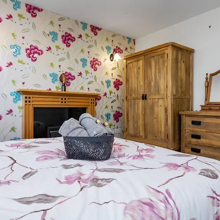 Comfy Cumbrian *